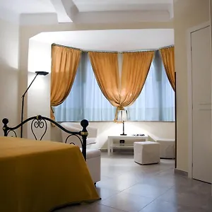 Lepanto Couette-café